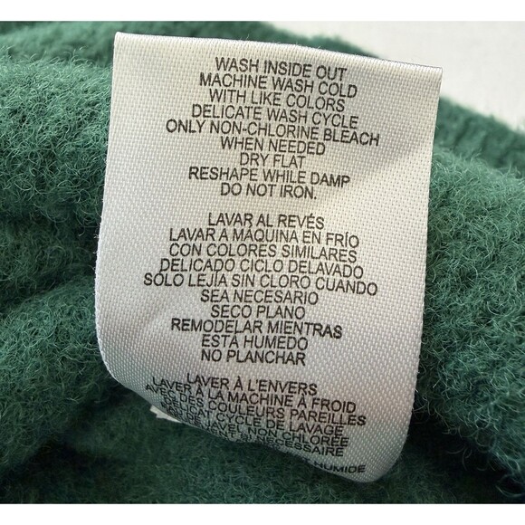 Wicked Elphaba Graphic Cardigan Paul Tazewell Green size L Embroidered Oz Ariana - Picture 9 of 11